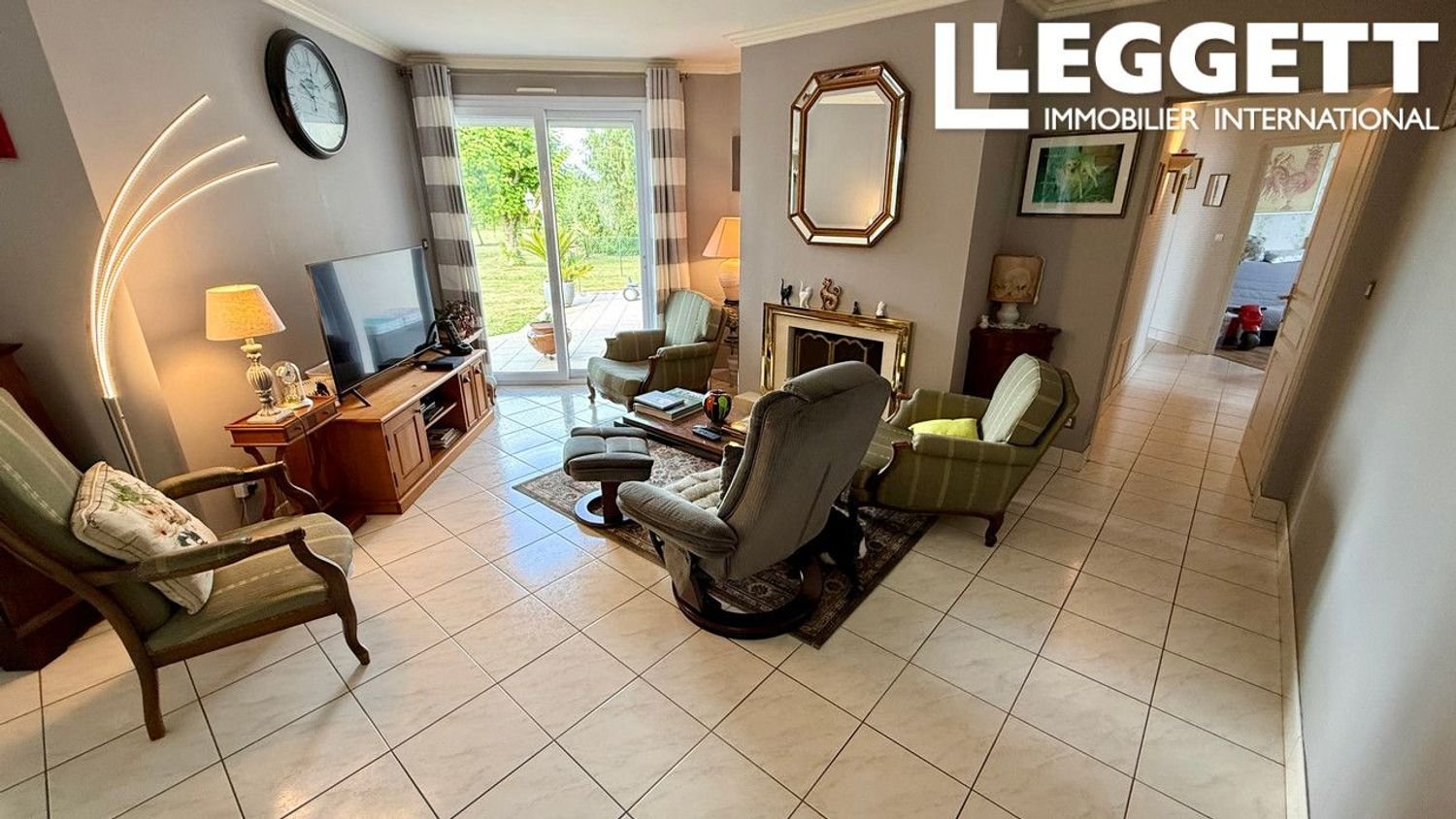 Maison à vendre, 178m², Brie-sous-Chalais