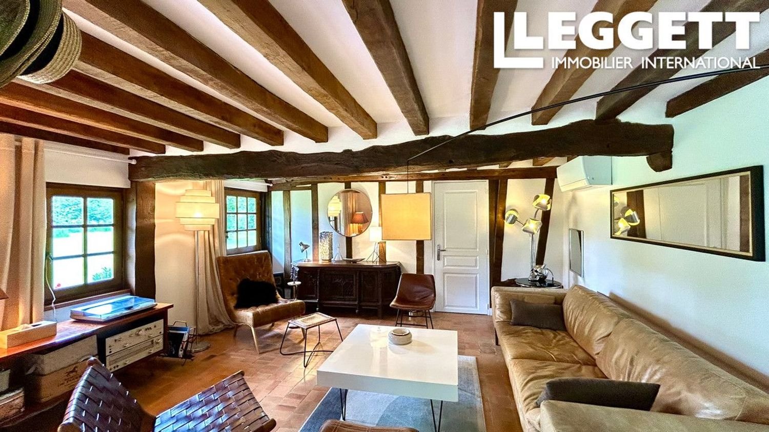 Maison à vendre, 185m², Saint-Léger-de-Rôtes
