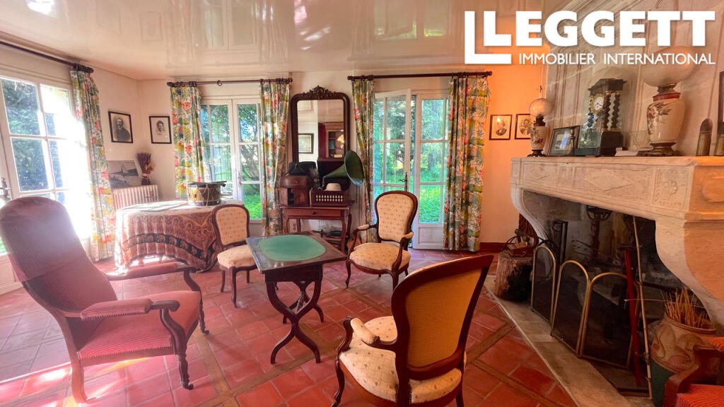 Maison à vendre, 328m², Javerlhac-et-la-Chapelle-Saint-Robert