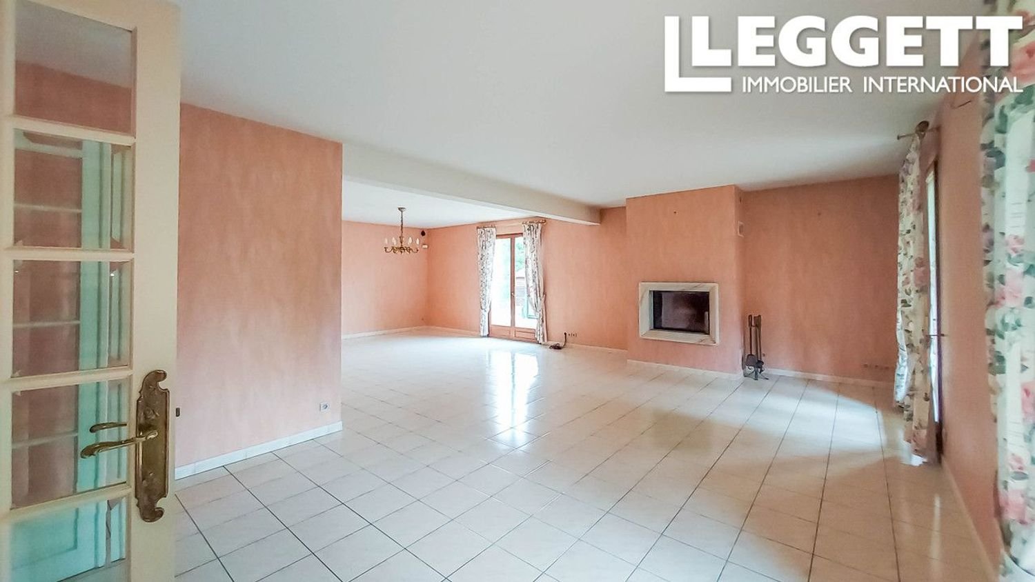 Maison à vendre, 234m², Domérat