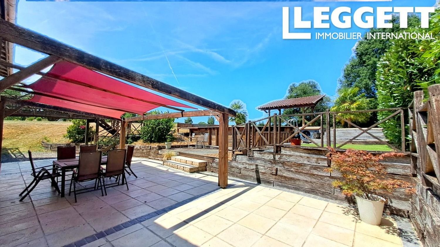 Maison à vendre, 271m², Les Salles-Lavauguyon