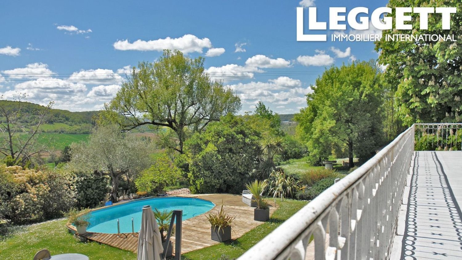 Maison à vendre, 243m², Tréjouls