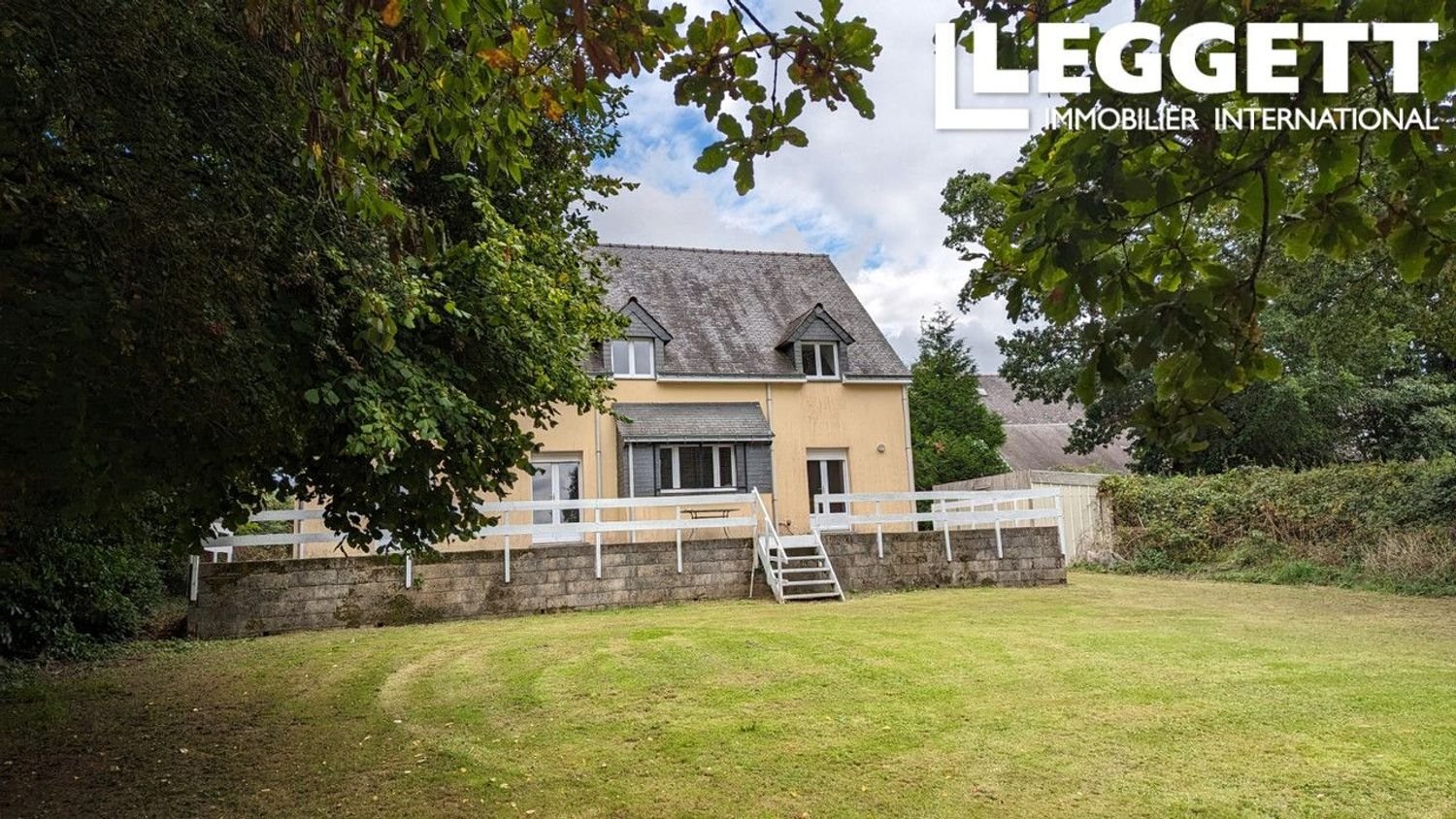 Maison à vendre, 162m², Langoëlan