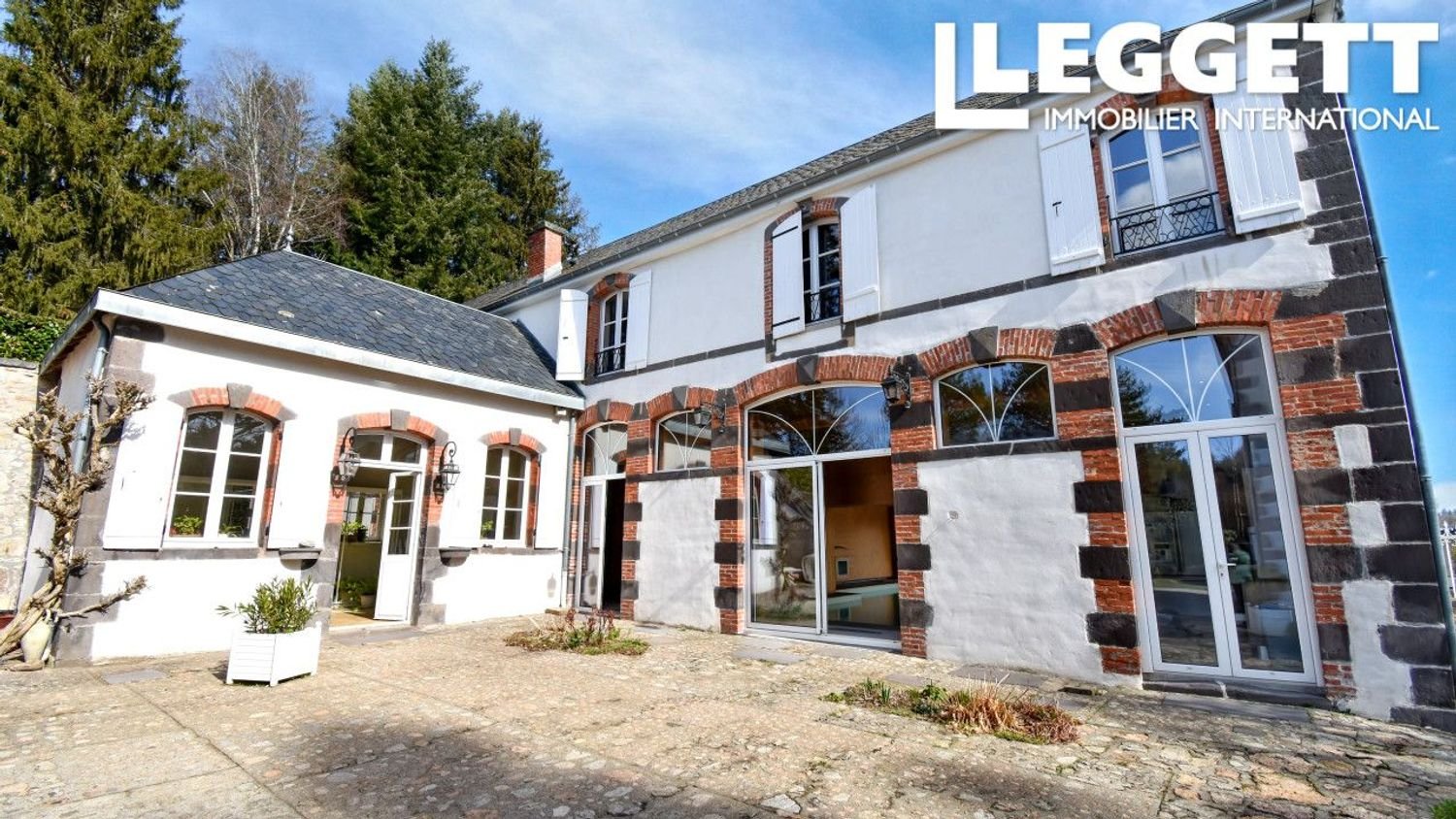 Maison à vendre, 677m², Ussel