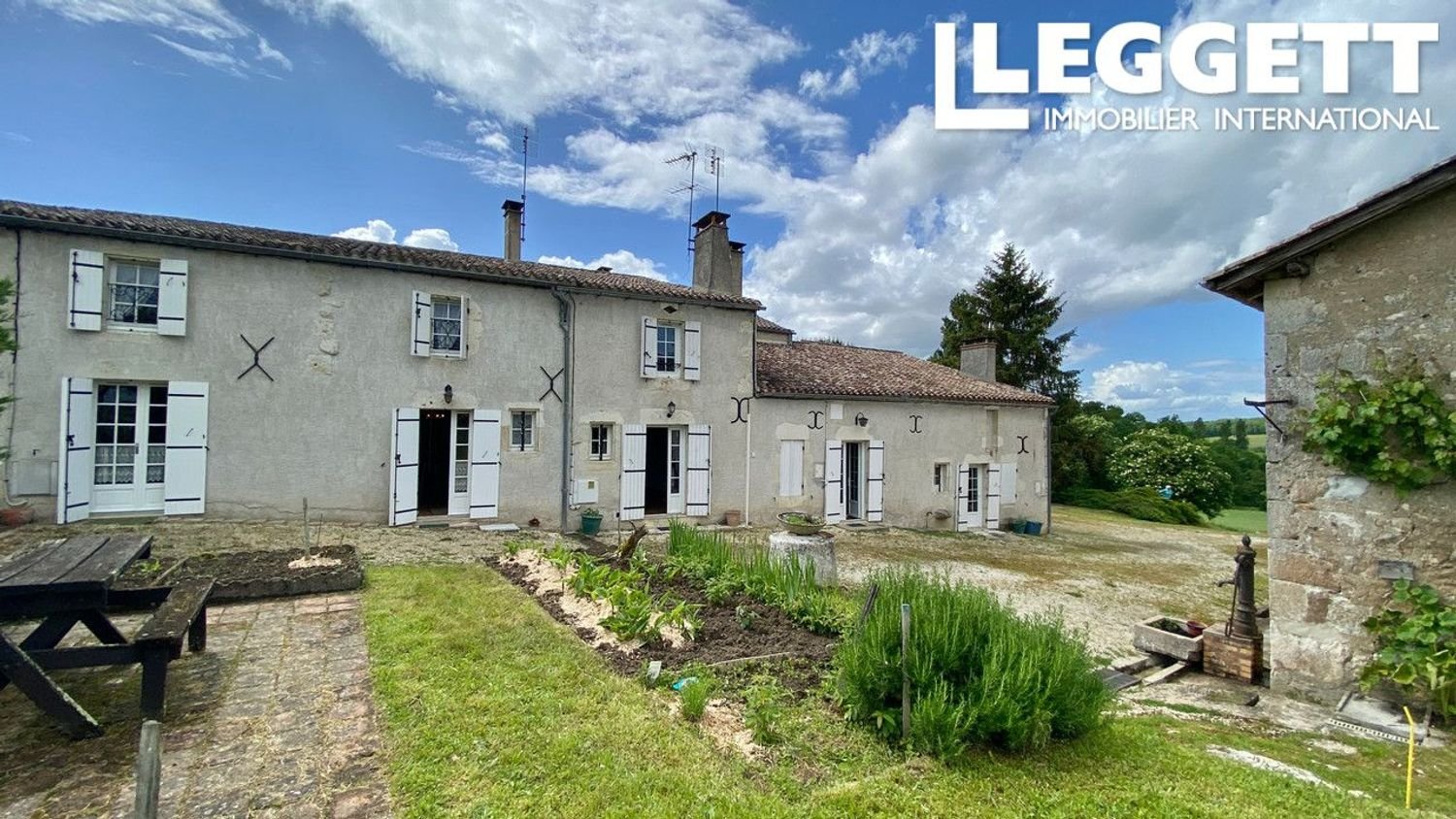Maison à vendre, 370m², Montazeau