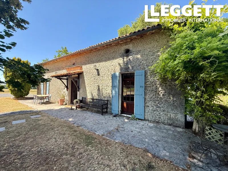 Maison à vendre, 161m², Aubeterre-sur-Dronne