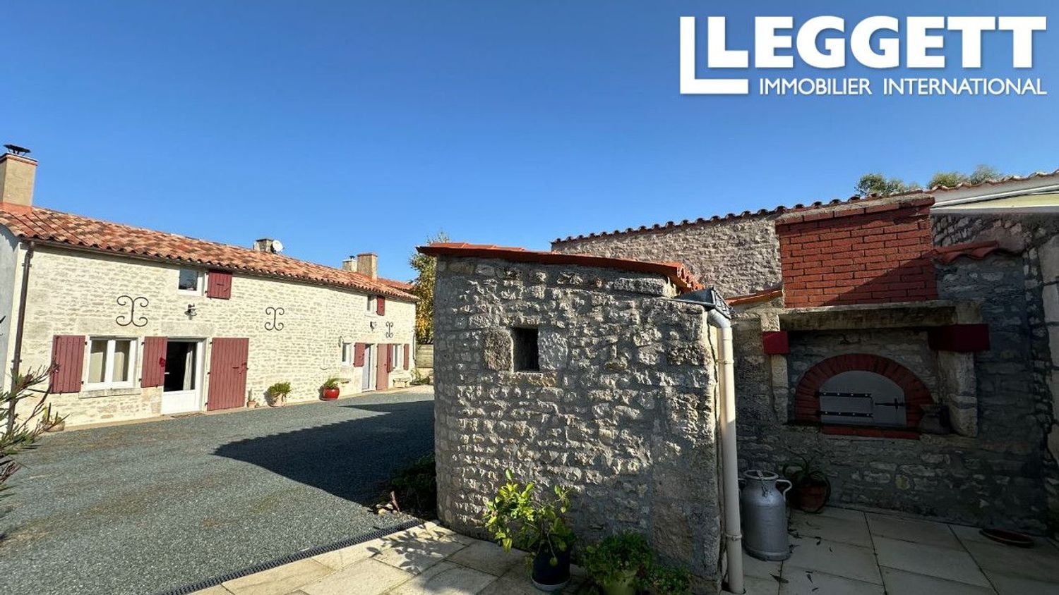 Maison à vendre, 201m², Saint-Pierre-le-Vieux