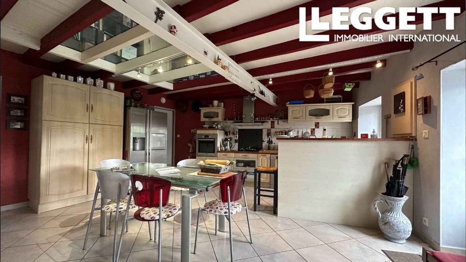 Maison à vendre, 201m², Saint-Pierre-le-Vieux