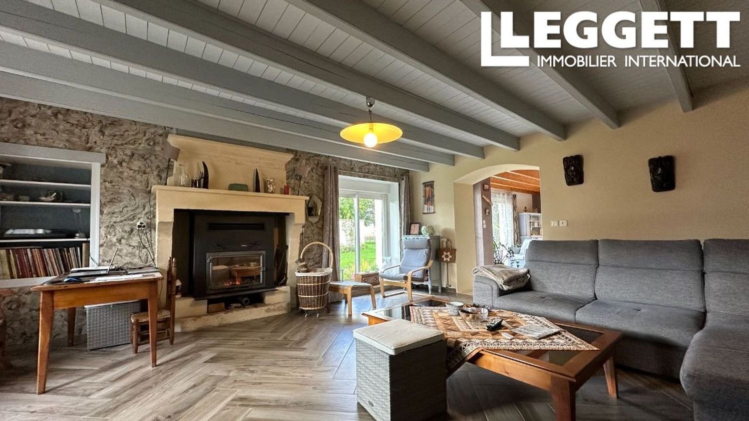 Maison à vendre, 201m², Saint-Pierre-le-Vieux