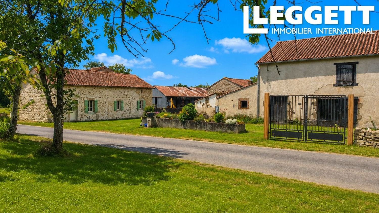 Maison à vendre, 93m², Azat-le-Ris