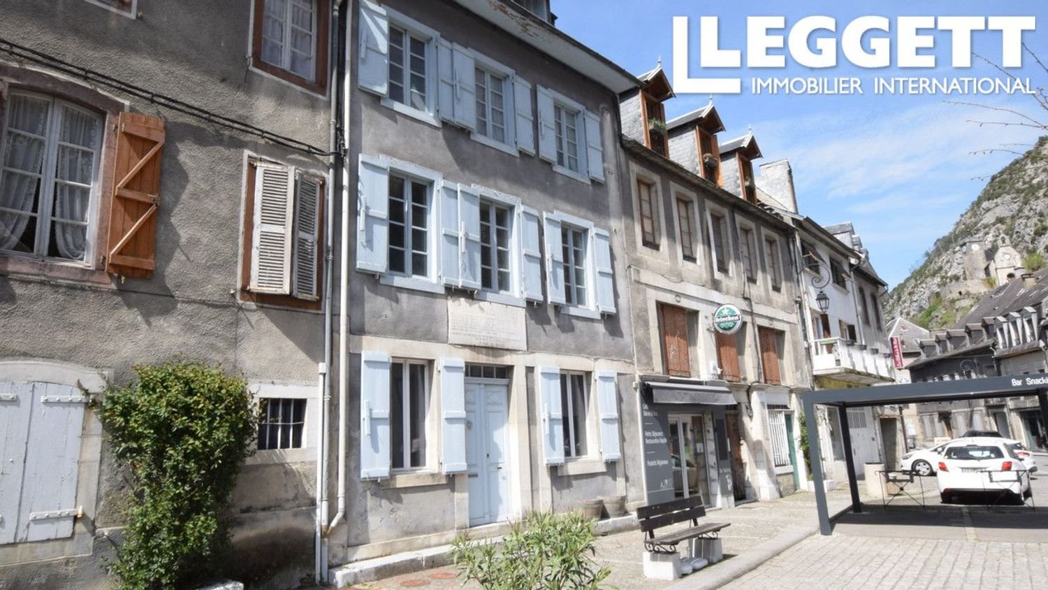Maison à vendre, 274m², Saint-Béat