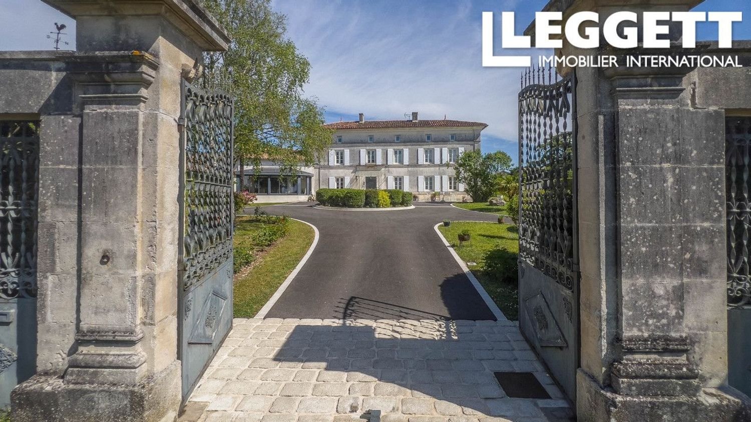 Maison à vendre, 257m², Hiersac