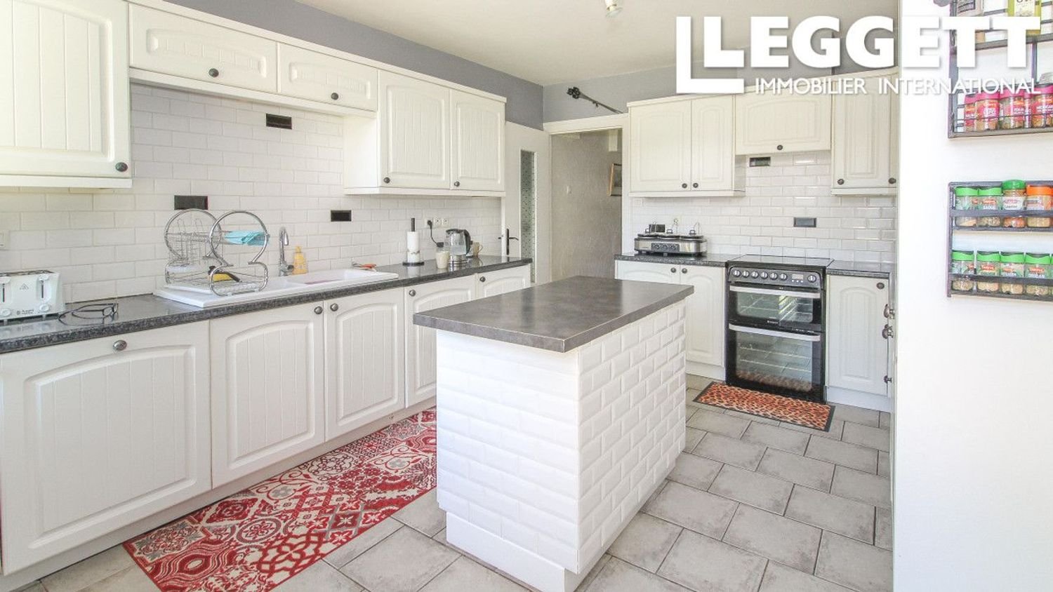 Maison à vendre, 210m², Clessé