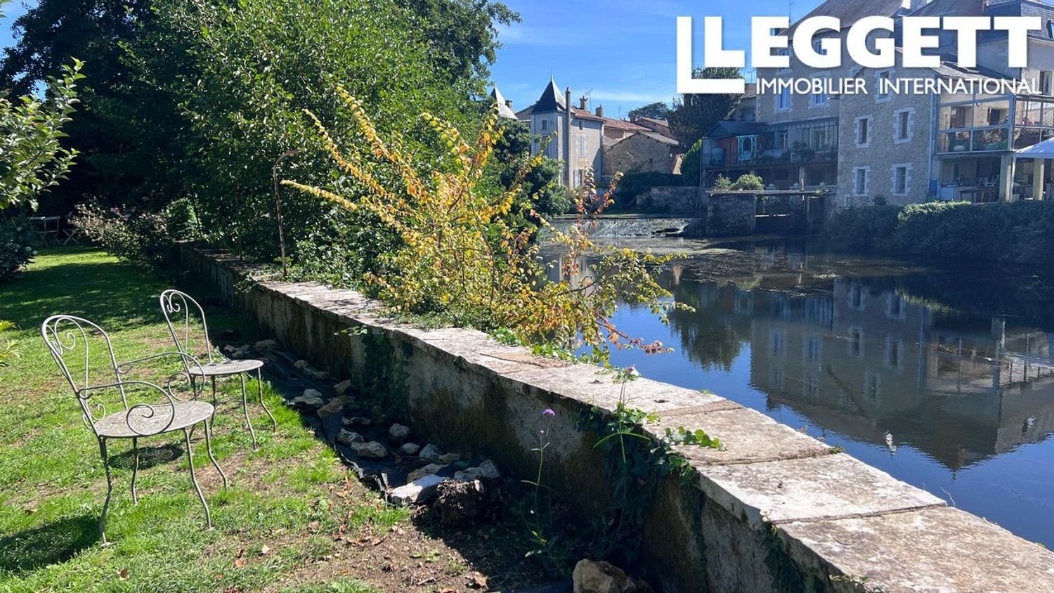 Maison à vendre, 313m², Civray
