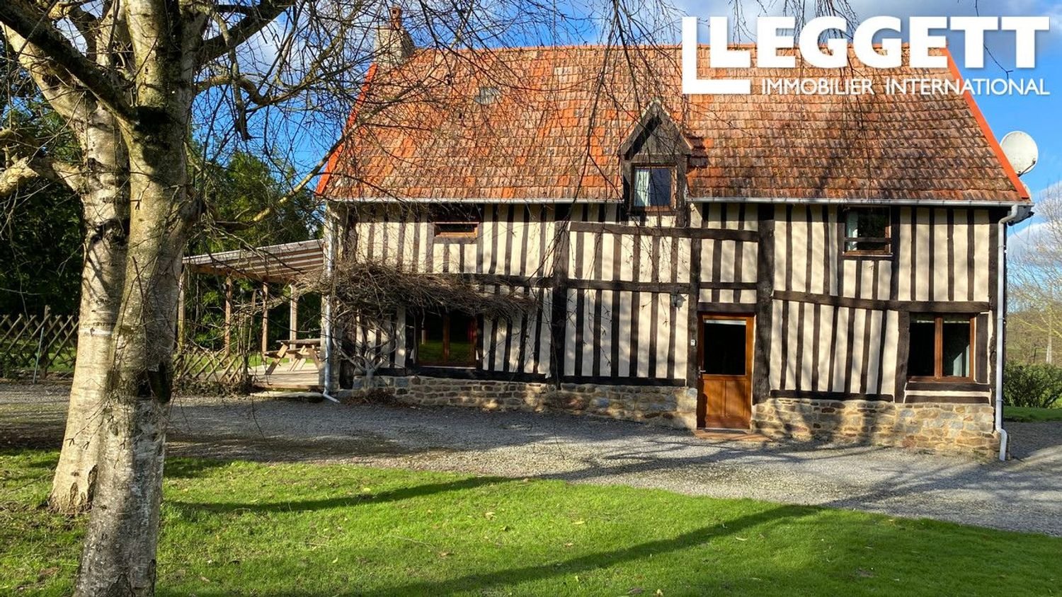 Maison à vendre, 210m², Isigny-le-Buat