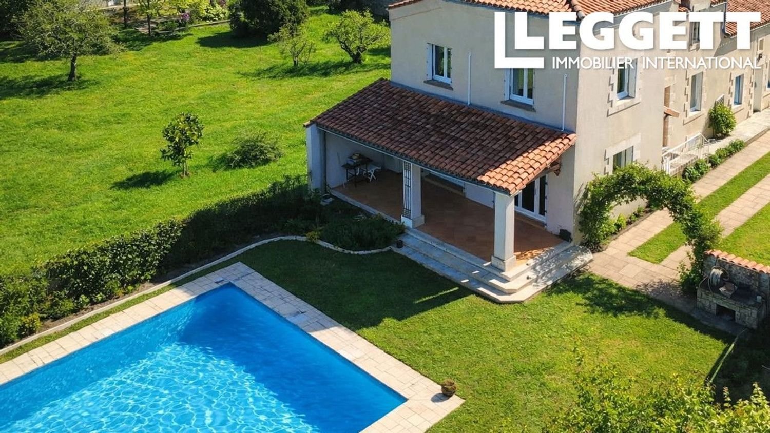 Maison à vendre, 195m², Puyréaux
