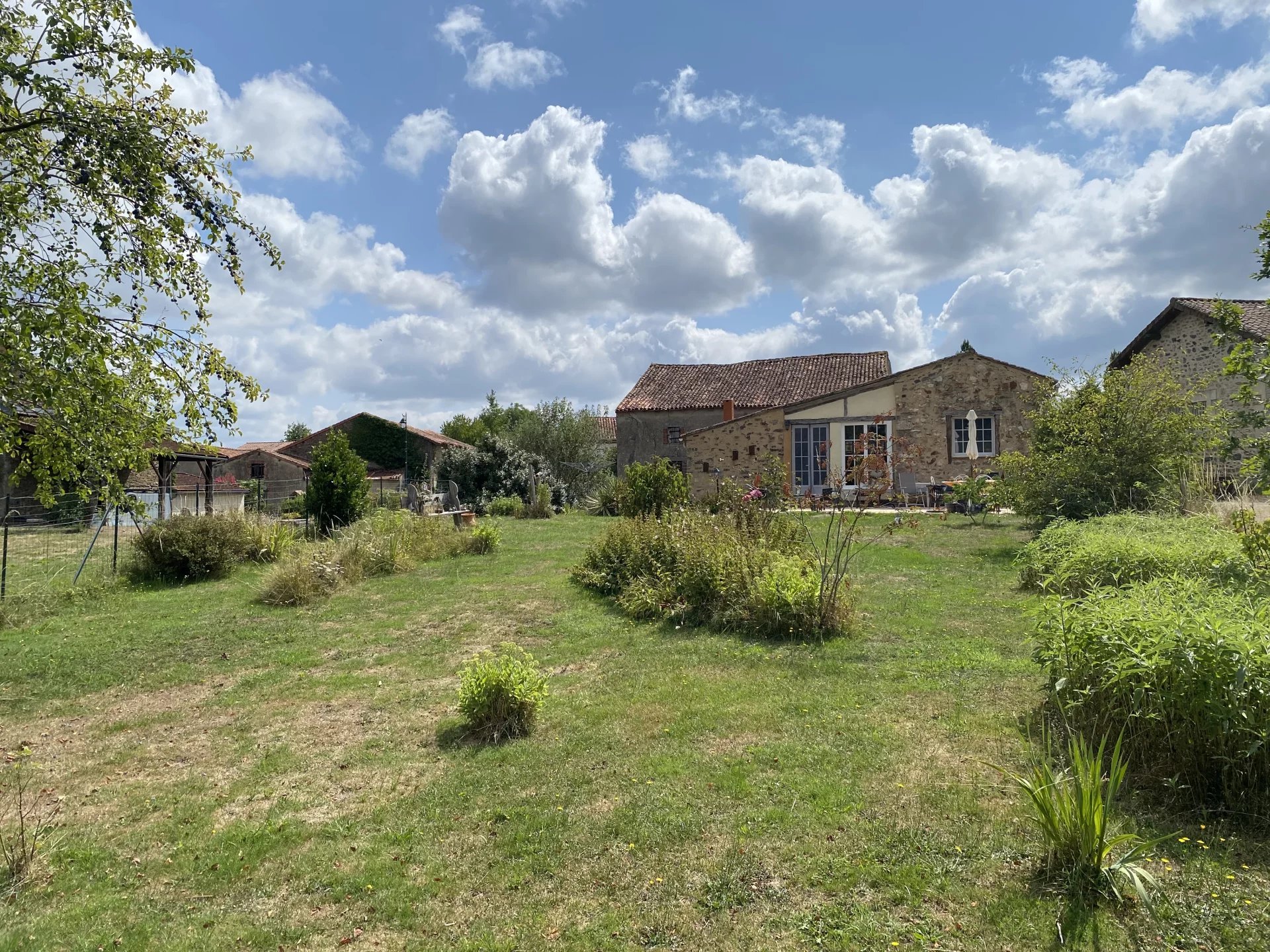 Maison à vendre, 126m², Saint-Martial-sur-Isop