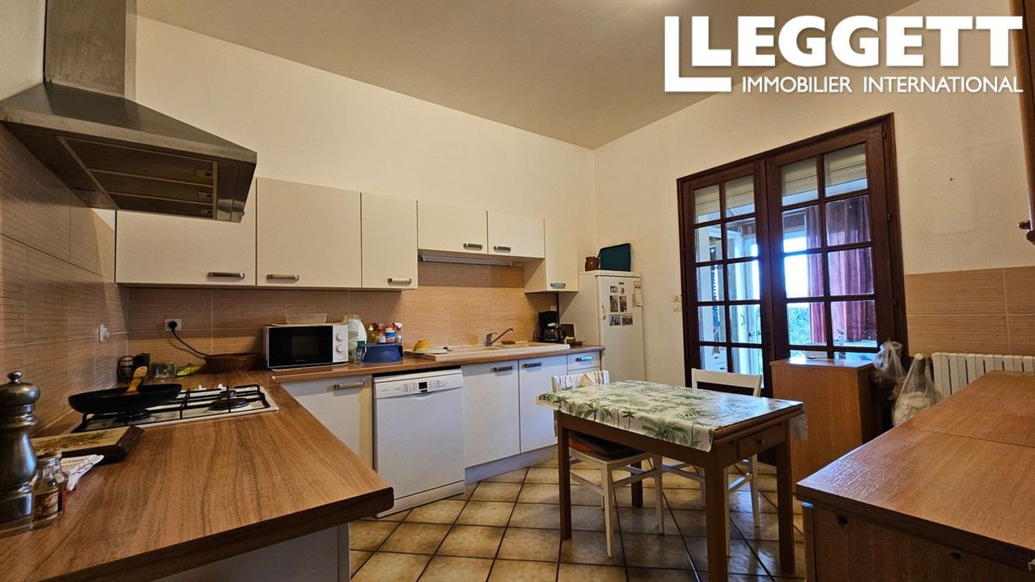 Maison à vendre, 232m², Désertines