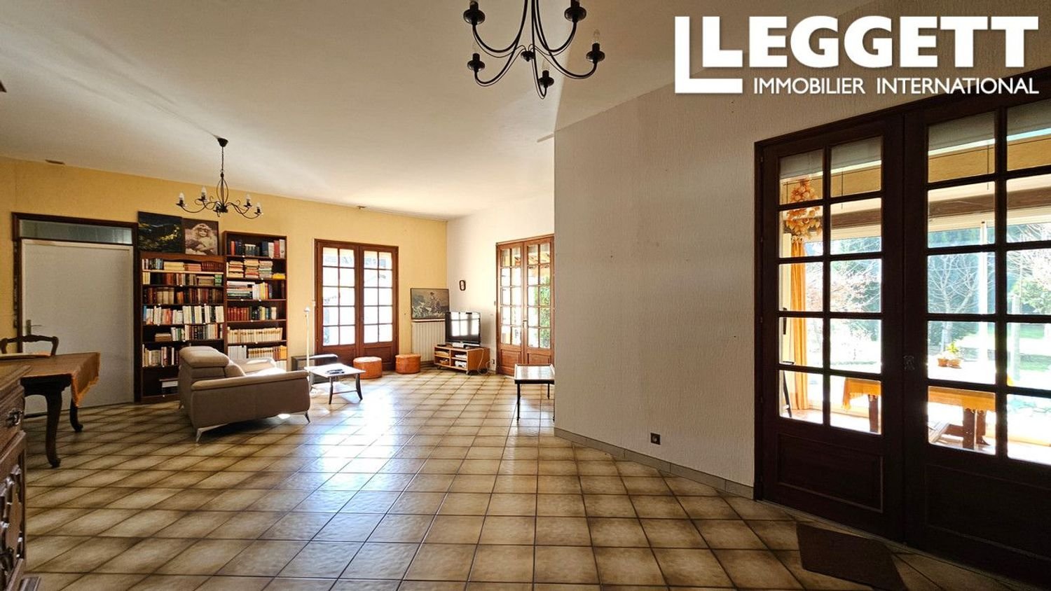 Maison à vendre, 232m², Désertines