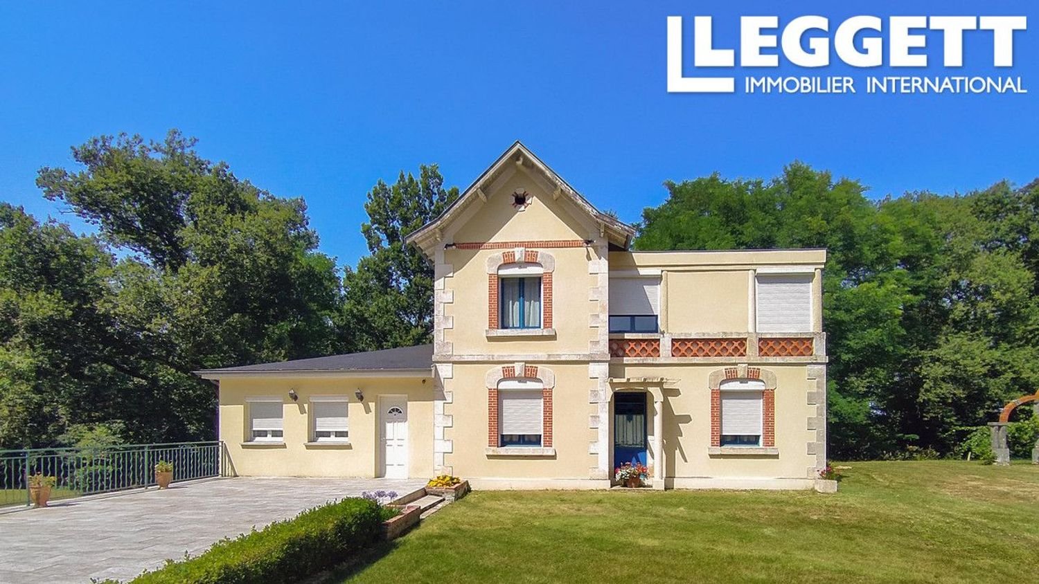 Maison à vendre, 300m², Montpon-Ménestérol