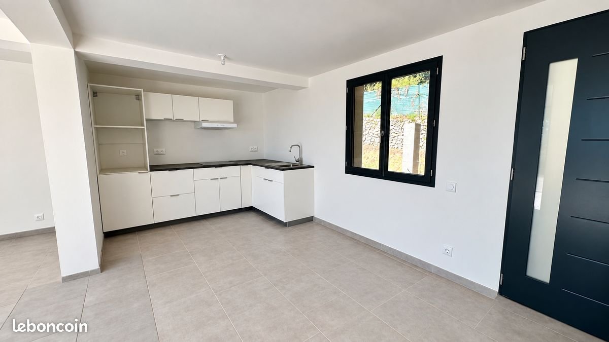 Maison à vendre, 69m², Saint-Maximin-la-Sainte-Baume