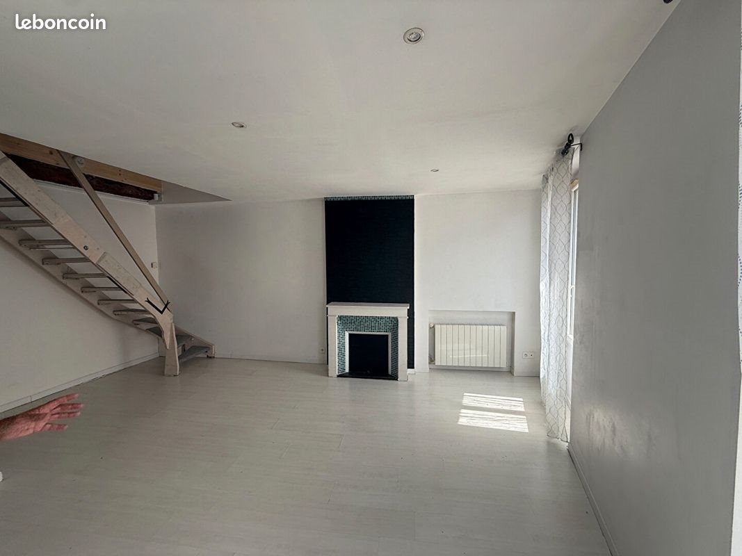 Appartement à louer, 84m², Tourves