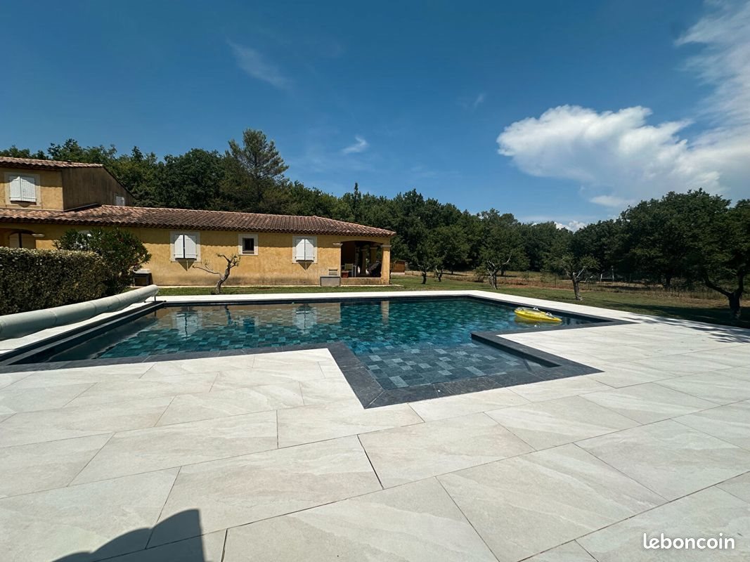 Maison à vendre, 235m², Tourves