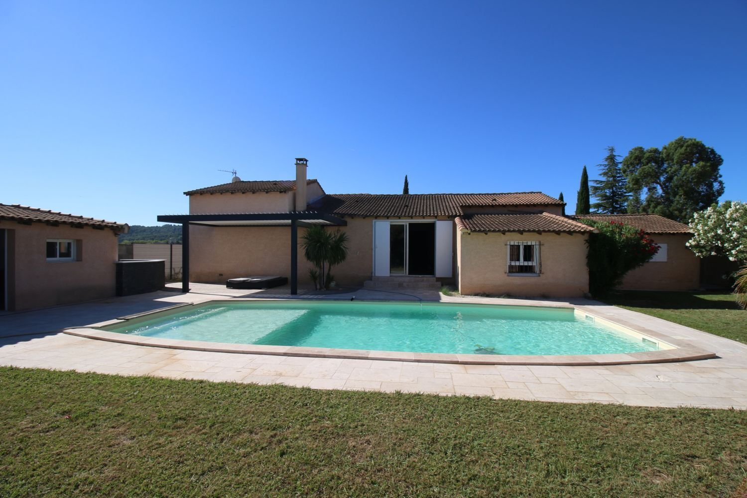 Maison à vendre, 167m², Saint-Etienne-du-Grès