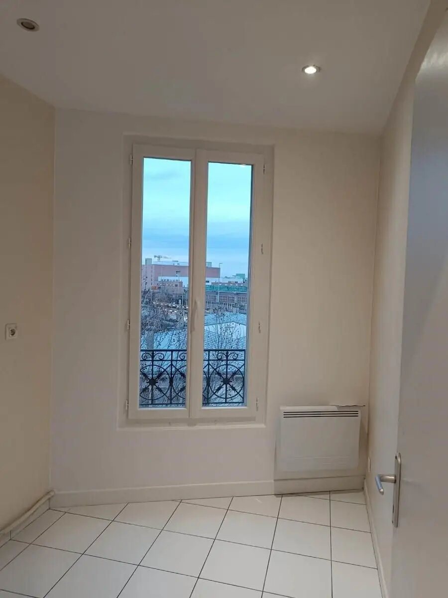 Appartement à louer, 38m², La Courneuve
