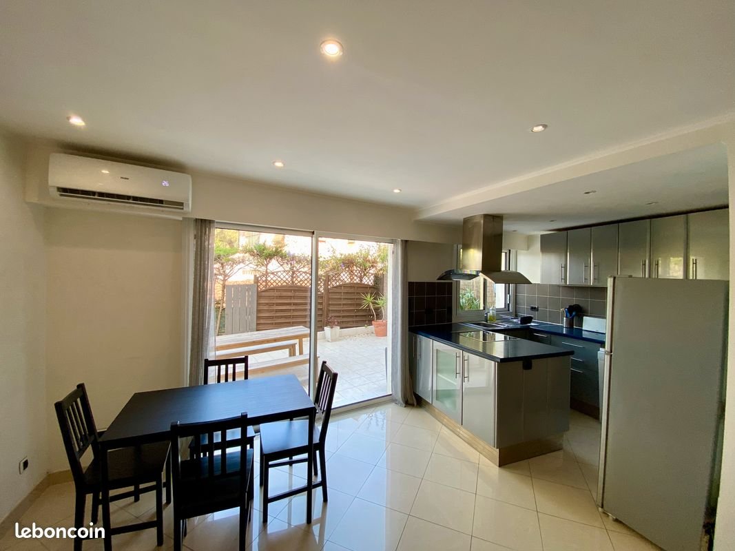Appartement à louer, 40m², Cagnes-sur-Mer