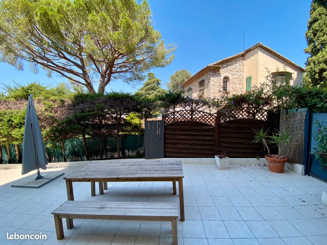 Appartement à louer, 40m², Cagnes-sur-Mer