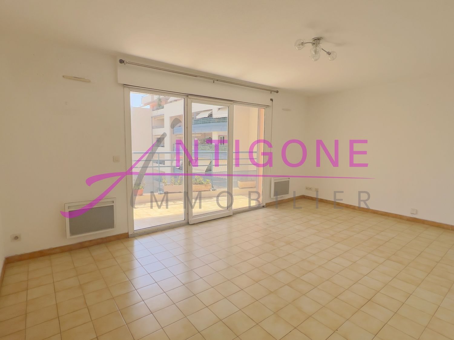 Appartement à louer, 75m², Toulon