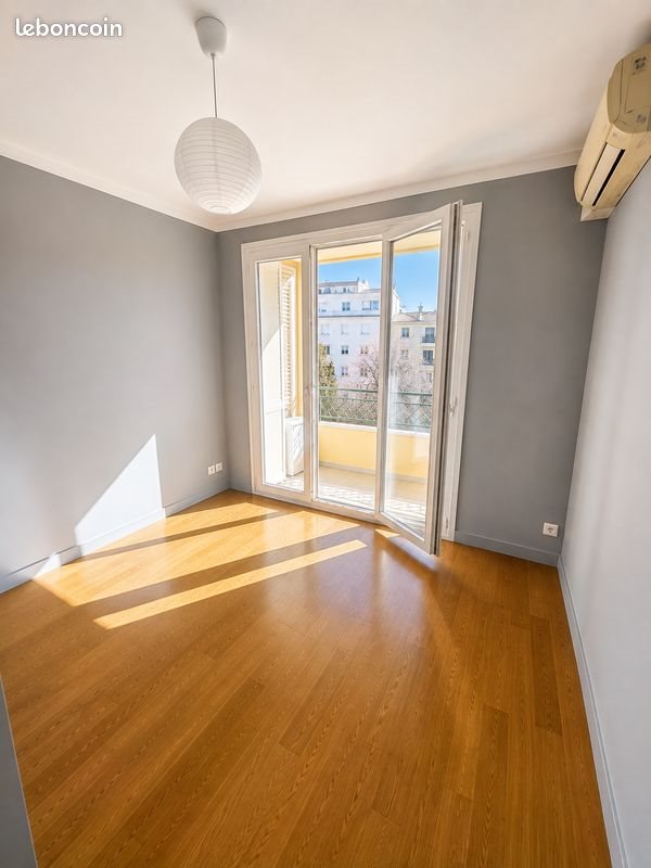 Appartement à louer, 60m², Marseille 9ème