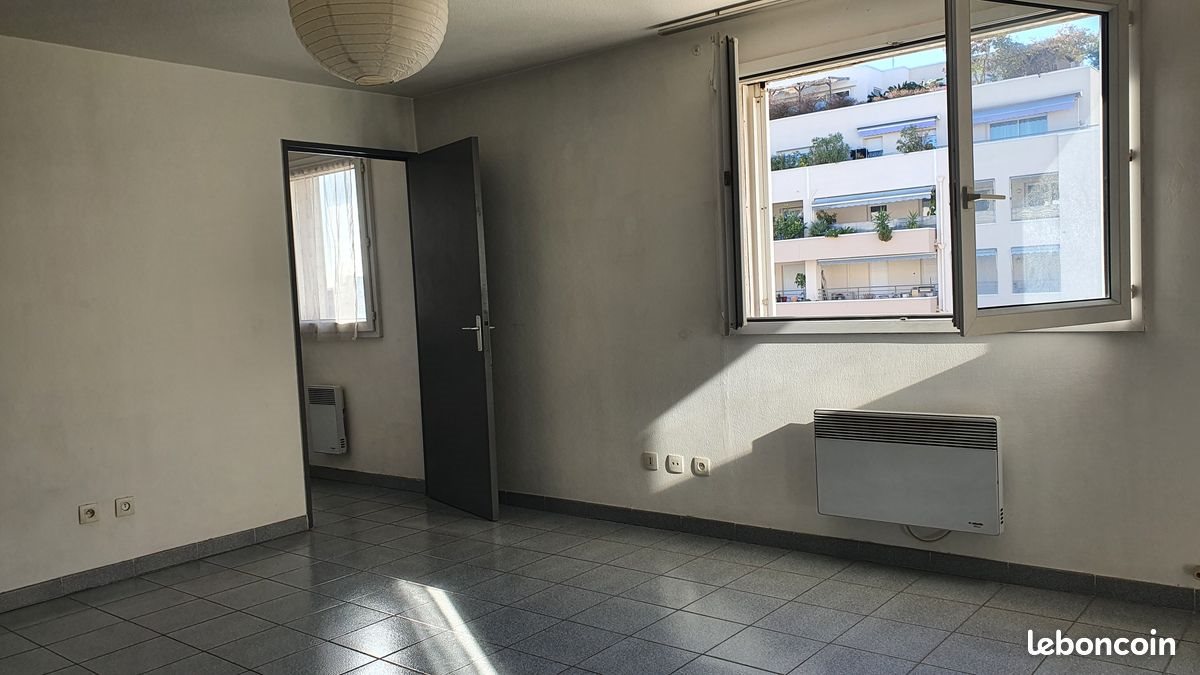 Appartement à louer, 40m², Marseille 12ème