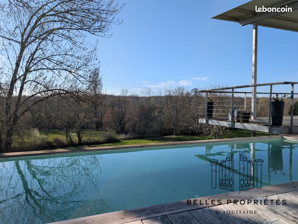 Maison à louer, 210m², Saint-Sulpice-et-Cameyrac