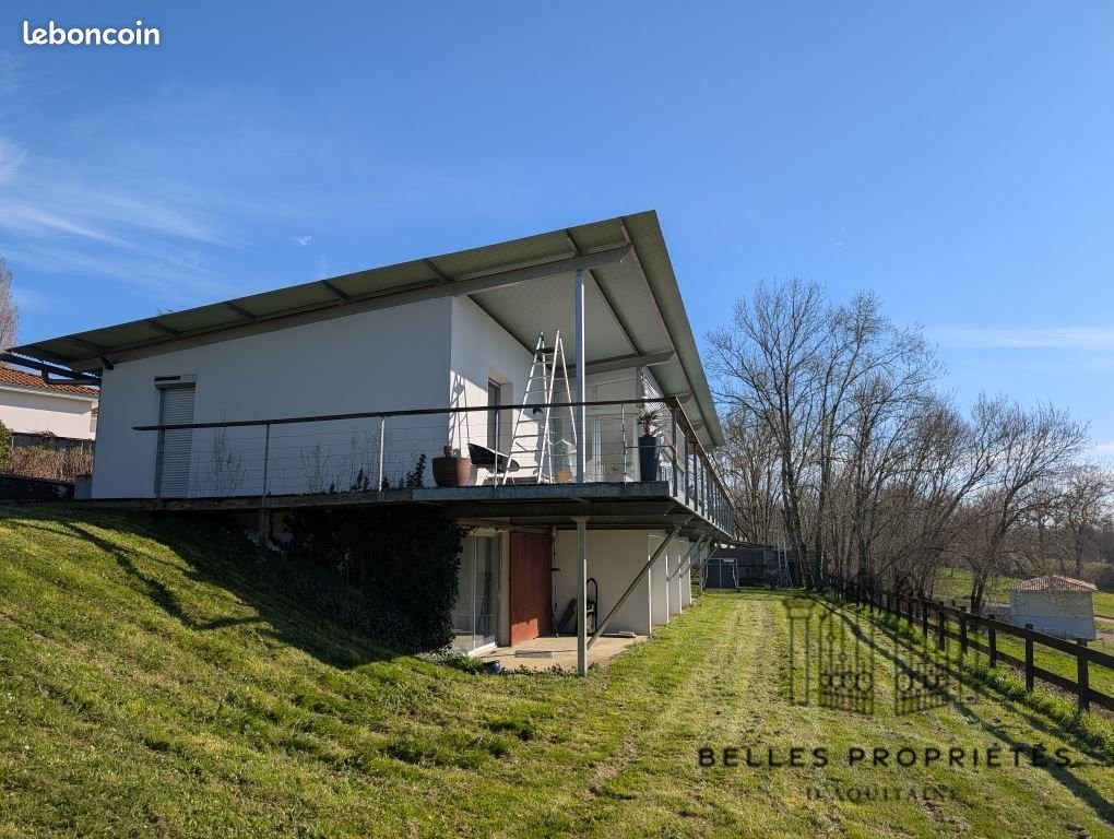 Maison à louer, 210m², Saint-Sulpice-et-Cameyrac