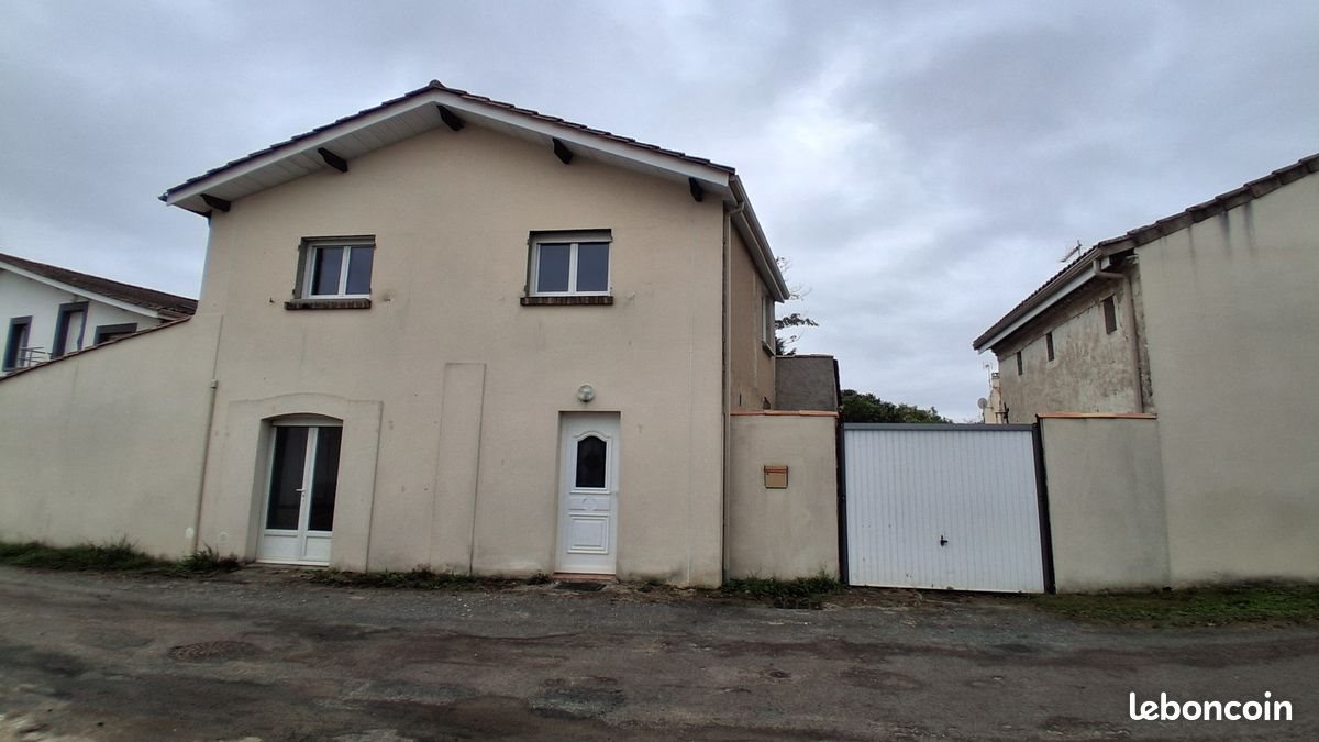 Maison à louer, 84m², Saint-Aubin-de-Blaye