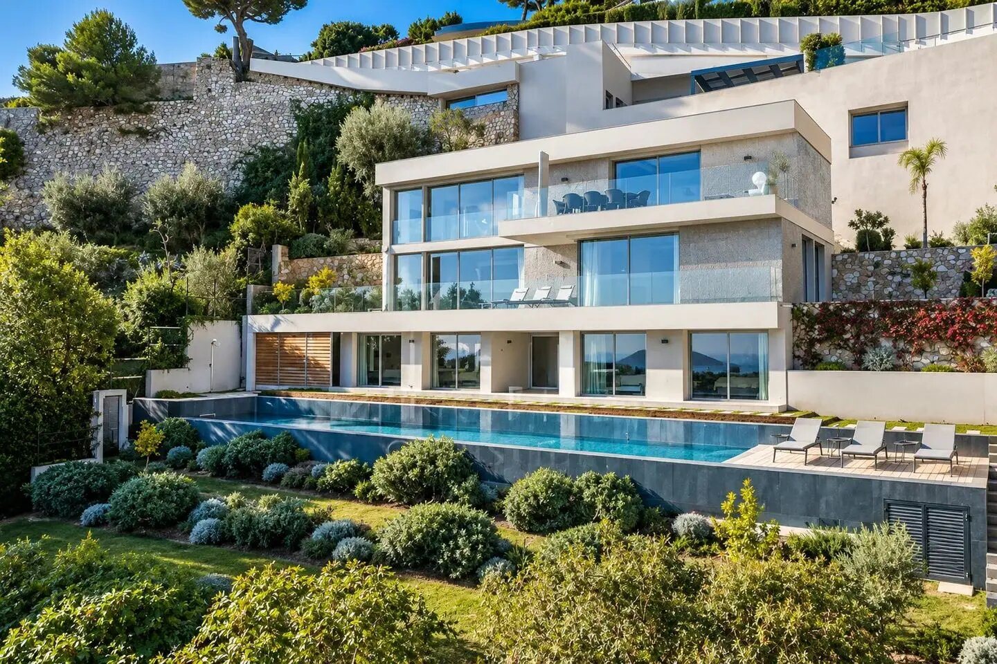 Maison à louer, 360m², Villefranche-sur-Mer