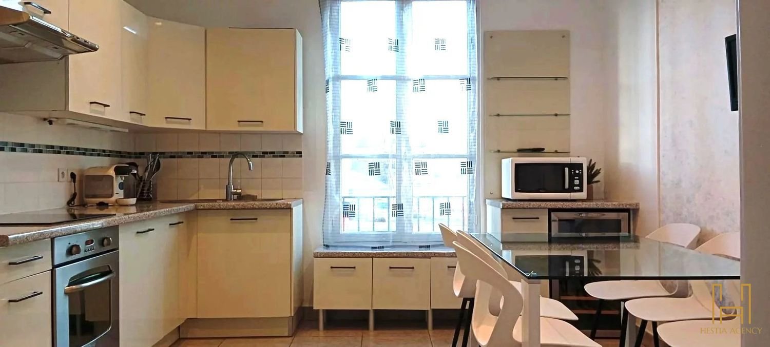 Appartement à louer, 107m², Versailles
