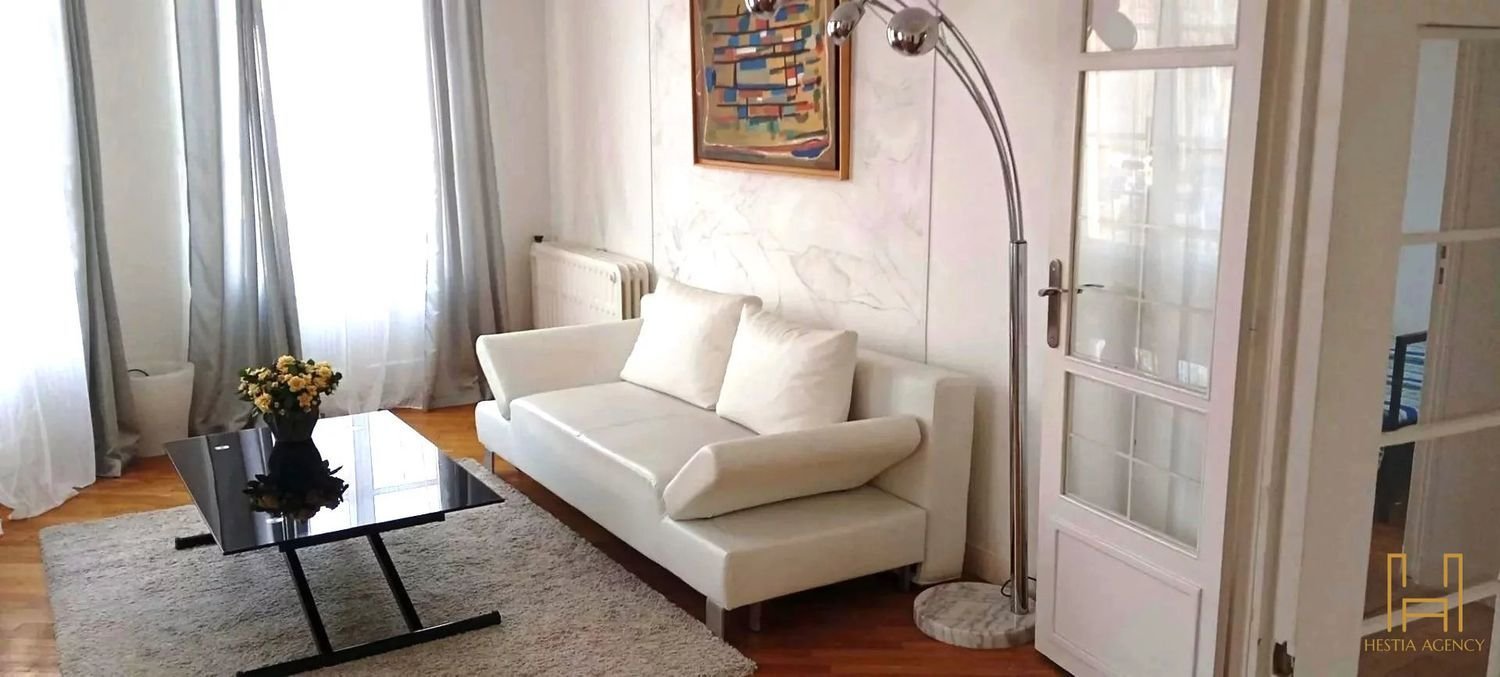 Appartement à louer, 107m², Versailles