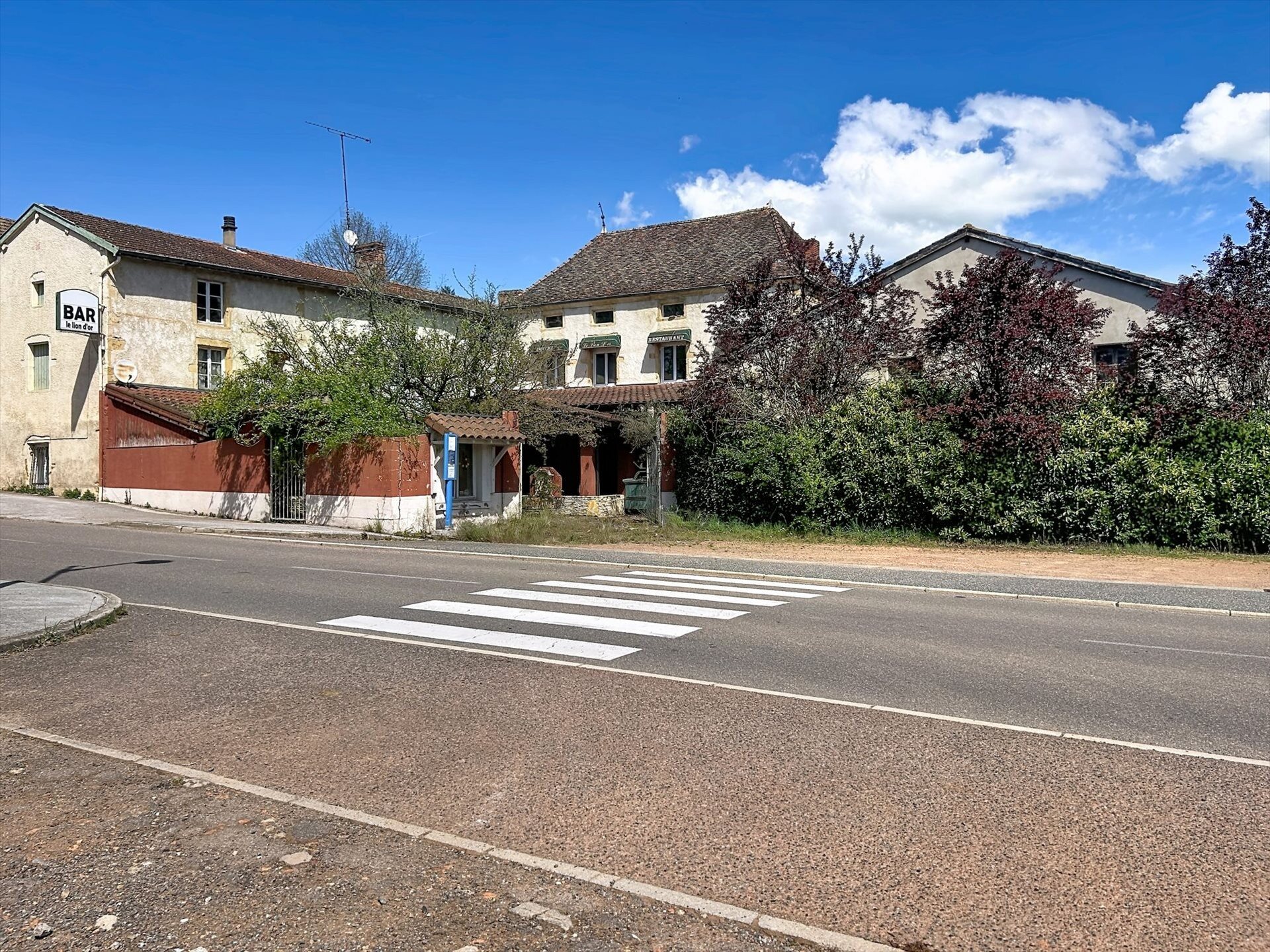 Maison à vendre, 420m², Iguerande