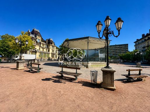 Appartement 5 pièces 108 m² · à Lyon 8ème · 108 m² · 562 500 €