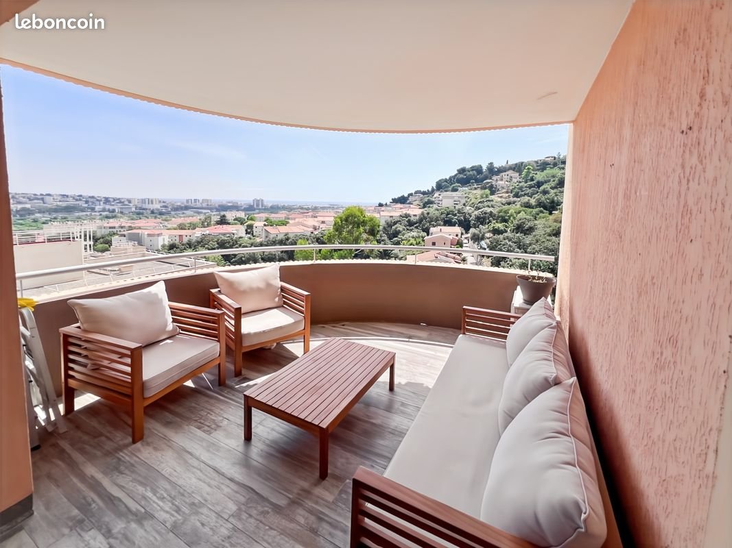 Appartement à louer, 69m², Saint-Laurent-du-Var