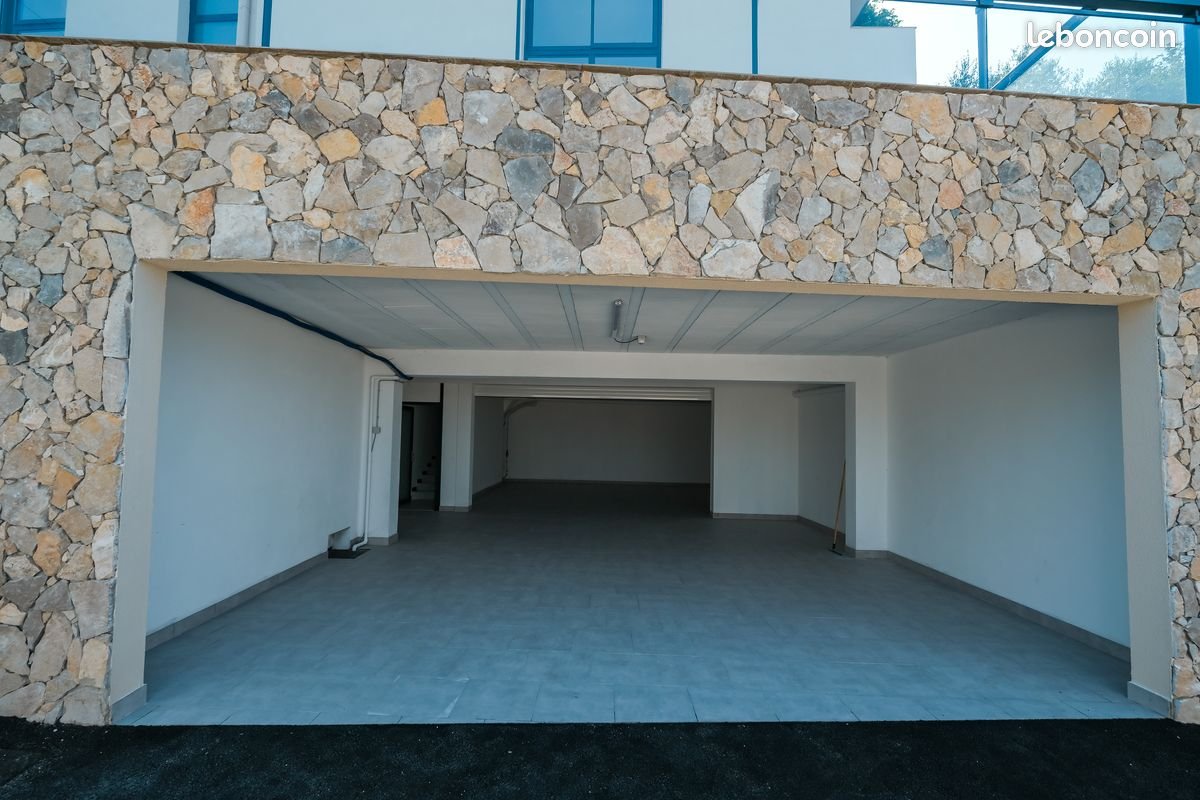 Maison à louer, 130m², Aspremont