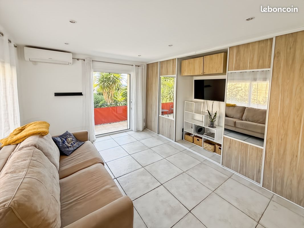 Appartement à louer, 23m², Antibes
