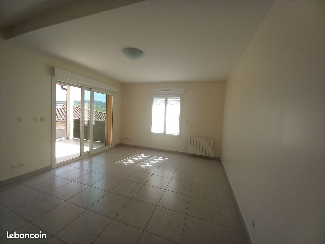 Appartement à louer, 46m², Thurins