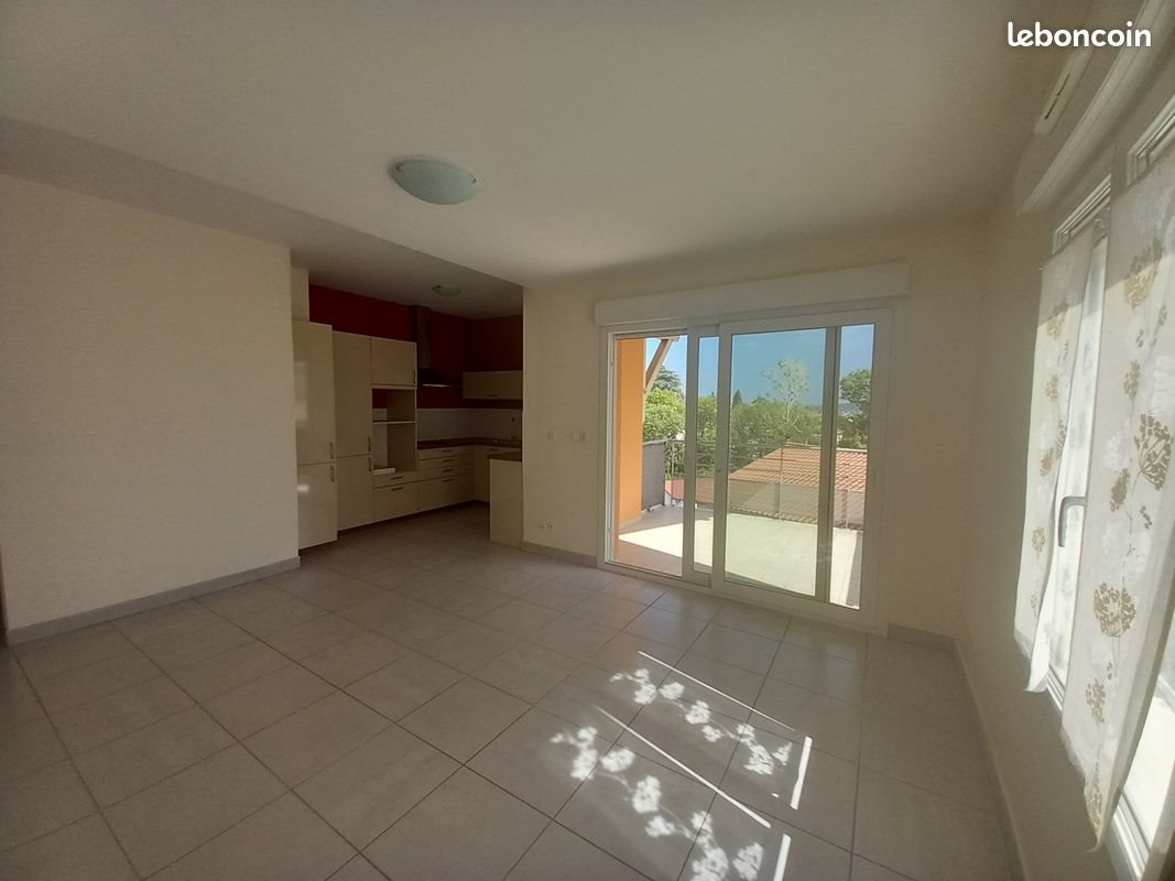 Appartement à louer, 46m², Thurins