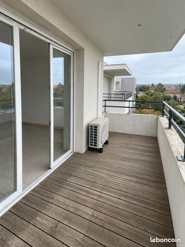 Appartement à louer, 65m², Mions