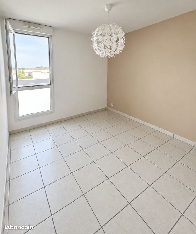Appartement à louer, 65m², Mions
