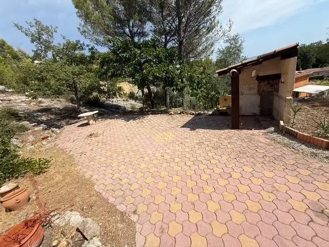 Maison à louer, 67m², Puyloubier